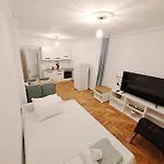 Casa Di Tre * 塞萨洛尼基